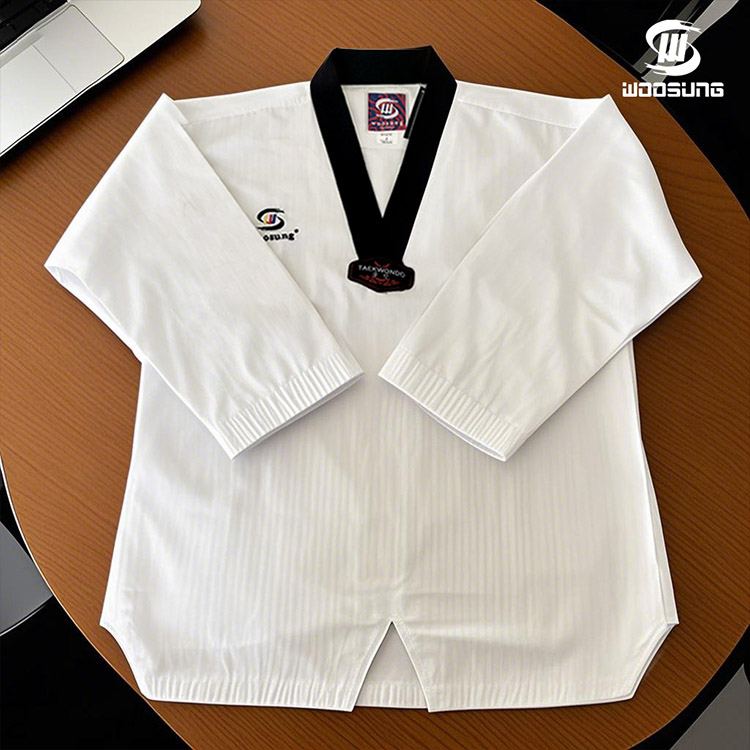 Taekwondo uniform med mesh